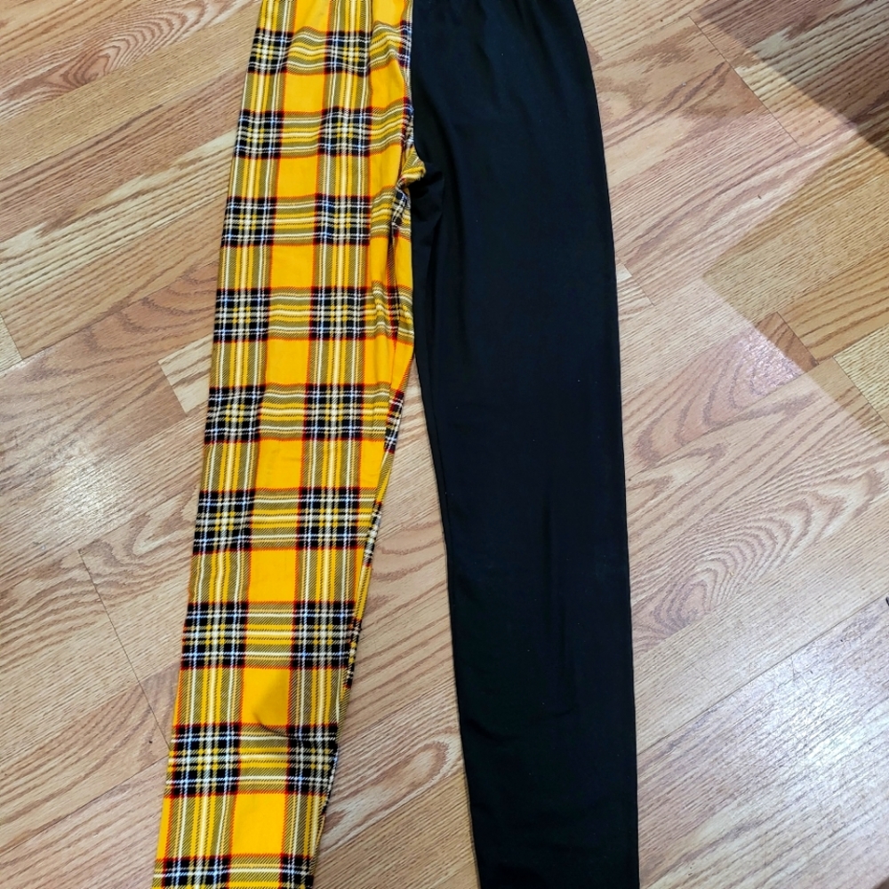 Fashion Nova Leggings
